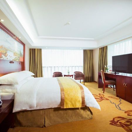 Vienna Classic Hotel Xi'an  Exteriör bild