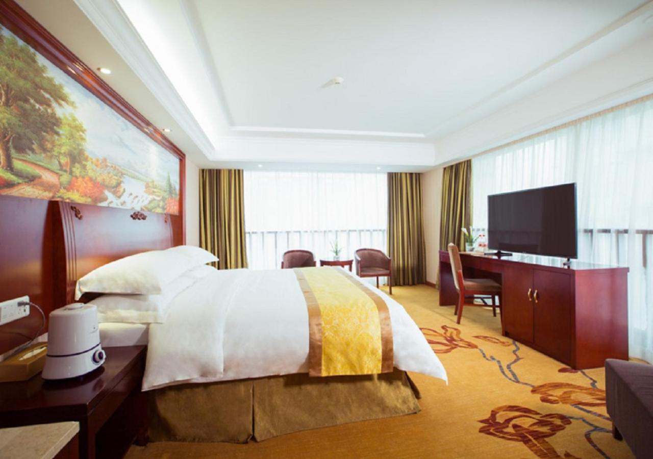 Vienna Classic Hotel Xi'an  Exteriör bild